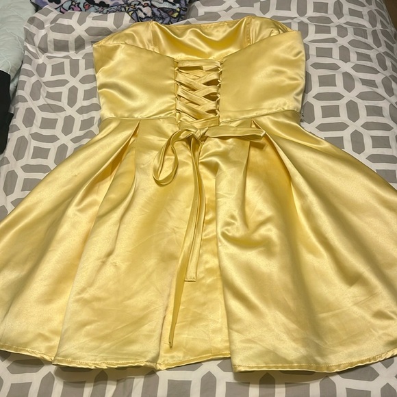 Yellow Homecoming Dress - Picture 5 of 9